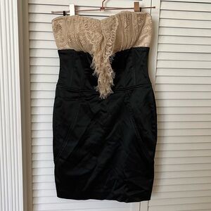 Bebe Ivory Black Colorblock Floral Lace Ruffle dress